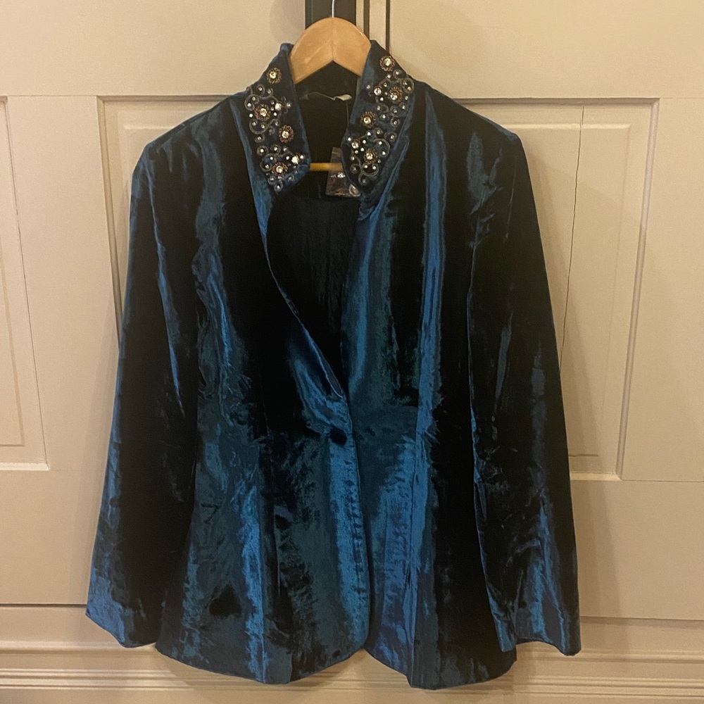 New Soft Surroundings Peacock Blue Velvet Blazer with Embellished Collar